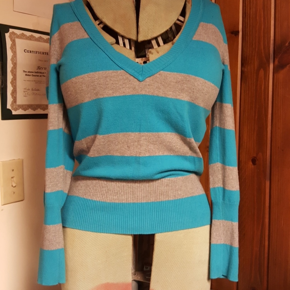 FEMALES SO RUGBY SWEATER